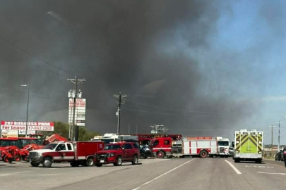ABD’de Küçük Bir Uçak Park Alanına Düştü