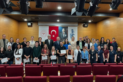 Tekirdağ'da Yoğun Bakım Hemşireliği Eğitim Programı Tamamlandı