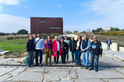 Alman Arkeolog Korfmann'ın Ödülü Eşine Teslim Edildi