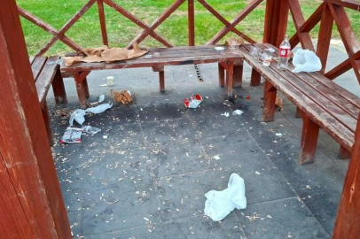 Sahil Keyfi Çöplüğe Döndü: Vatandaş Cezai İşlem İstiyor