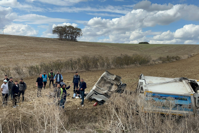 Tekirdağ’da Can Pazarı: Çöp Kamyonu Metrelerce Yüksekten Şarampole Uçtu, 3 İşçi Yaralandı
