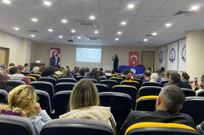 Uzunköprü'de Aile Yılı Semineri Verildi