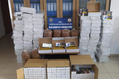 140 Kilo Tütün ve 30 Bin Makaron Ele Geçirildi