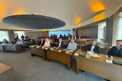 Belediyenin Taşınmazları Oy Birliği ile Devredildi