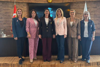 Kadın Meclis Üyeleri Meme Kanserine Dikkat Çekti