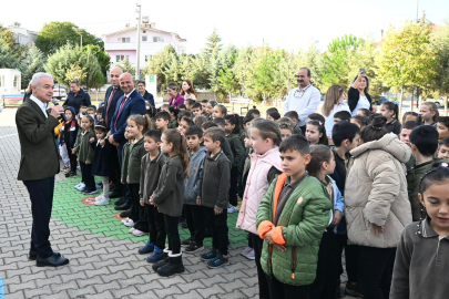 Kırklareli'nde Dünya Gıda Günü Dolayısıyla Öğrencilere Süt İkram Edildi
