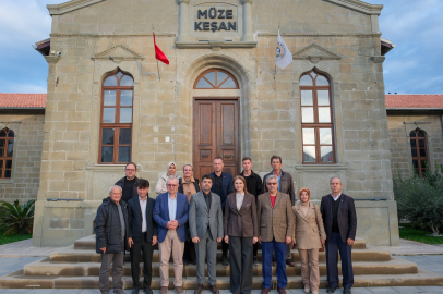 AK Parti İl Başkanı Belgin İba, Keşan Kent Müzesi’ni Ziyaret Etti