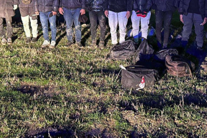 Edirne ve Kırklareli'nde 14 Düzensiz Göçmen Yakalandı