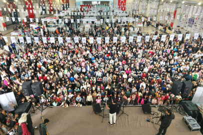 13. Çorlu Kitap ve Kırtasiye Fuarı’nda Renkli Anlar Yaşandı