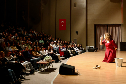 Çerkezköy’de “Yaralarım Aşktandır” Tiyatrosu Sahnelendi