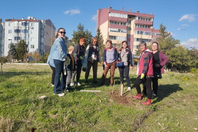 Edirne Çevre Gönüllüleri’nden Gölet’e Meyve Fidanı