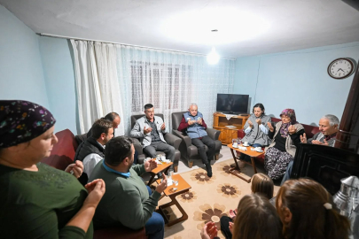 Vali Turan, Merhum Muhtar Necmi Öztürk’ün Ailesini Ziyaret Etti