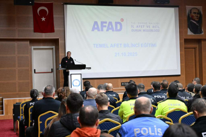 Edirne'de Polislere Temel Afet Bilinci Eğitimi Verildi