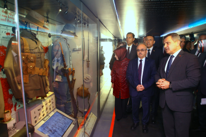 Çanakkale Savaşları Mobil Müzesi, Bakü'de Ziyarete Açıldı