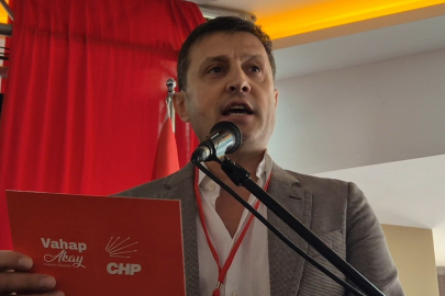 CHP Tekirdağ İl Kongresi'nde Büyük Kriz: "Kovun Beni" Diyerek Salonu Terk Etti