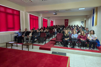 Havsa MYO’da “Atatürk ve Cumhuriyet” Konulu Seminer Düzenlendi