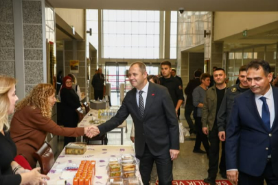 Kırklareli Adliyesi’nde Anlamlı Yardım Kermesi Düzenlendi