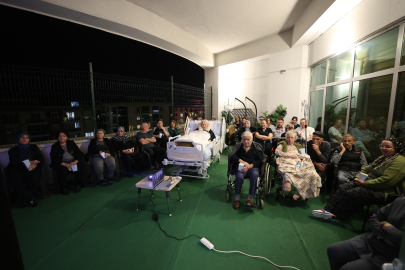 Kırklareli'nde Palyatif Servisteki Hastalar "Günebakan Balkon"Da Film İzleyerek Moral Buluyor