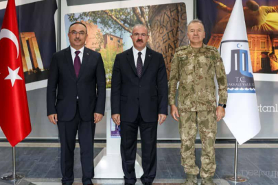 Vali Soytürk’ten Çanakkale Valisi Toraman’a Ziyaret