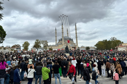 Edirne’de Türk Yıldızları’ndan Muhteşem Gösteri