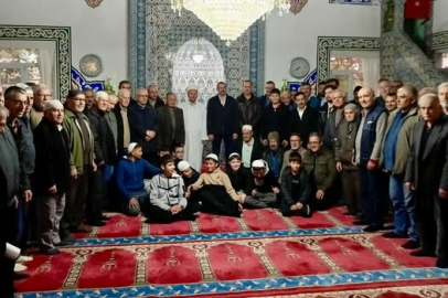 Kaymakam Özderin, 100. Yıl Camii’nde Sabah Namazı Buluşmasına Katıldı