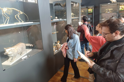 ‎TÜ'lü Öğrenciler Edirne'nin Tarihi Yapılarını Çiziyor