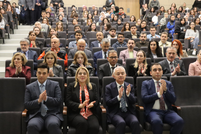 Kırklareli'nde "Cumhuriyetin Kazanımları" Konferansı Düzenlendi