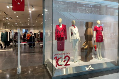 Edirne’deki Vitrinlerde 29 Ekim Coşkusu