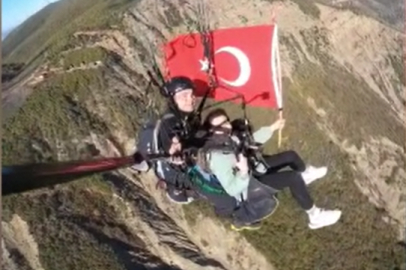 Cumhuriyet Coşkusunu Gökyüzünde Yaşadılar