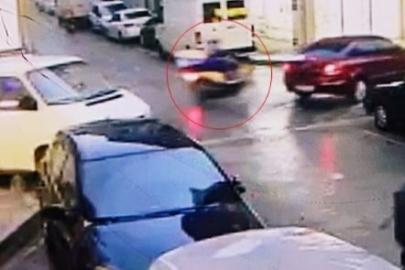 Ters Yönden Çıkan Otomobile Çarpmamak İçin Kaza Yaptı