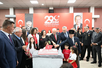 Kırklareli’nde Cumhuriyet Bayramı Kabul Töreni Coşkusu