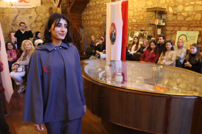 Kırklareli'nde "Sağlığın Tarihi Adımları Defilesi" Düzenlendi