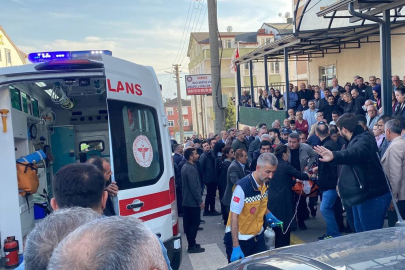 Babasının Cenazesinde Dayısını Da Kaybetti