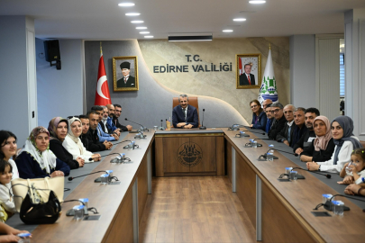 Şehit Ailelerinden Vali Sezer’e Ziyaret