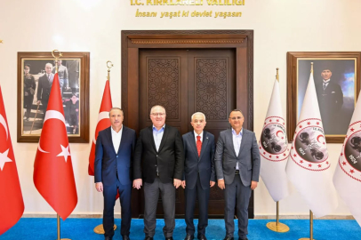 Vali Turan Eski Milletvekillerini Ağırladı