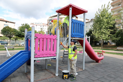 Çerkezköy'de Yunus Emre Parkı’ndaki Oyun Gruplarını Yenilendi