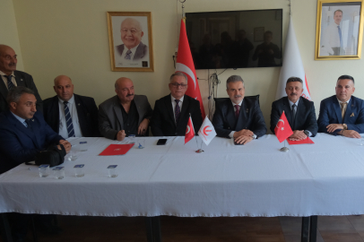 Yeniden Refah Partisi Genel Başkan Yardımcısı Kılıç, Kırklareli'nde Partililerle Bir Araya Geldi