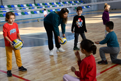 Saray Belediyesi’nde Dört Mevsim Spor Okulları Devam Ediyor