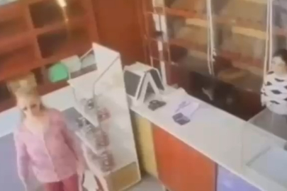 Arabanın Fırına Girdiği Kaza Kamerada