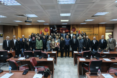 Edirne’deki Mecliste Kamu Yönetimi Dersi