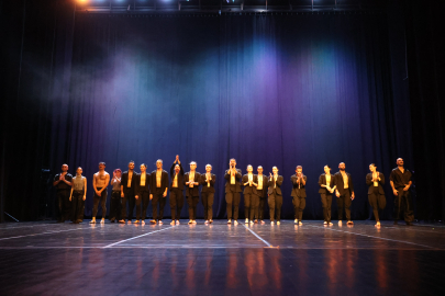 Kırklareli'nde "Rezonans" Modern Dans Gösterisi Sahnelendi