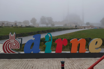 Edirneliler Güne Yağışla Başladı