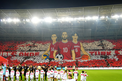 Kocaelispor Taraftarına 'Milli Maç' Ödülü