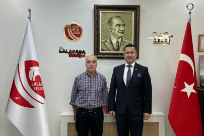 Başkan Geldi'den Almanya’dan Gelen Hemşehrisine Sıla Hasreti Buluşması