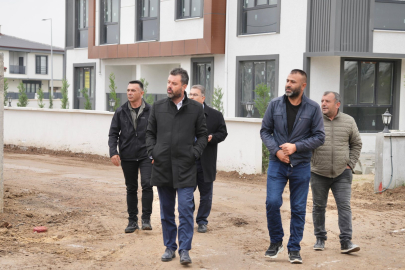 Başkan Sarıkurt Hatip Mahallesi’ndeki Çalışmaları Yerinde İnceledi