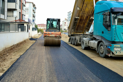 Çerkezköy’de Sıcak Asfalt Çalışmaları Sürüyor