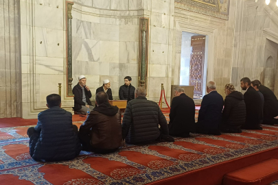 İYİ Partililer, Edirne’de Atatürk’ü Mevlitle Andı