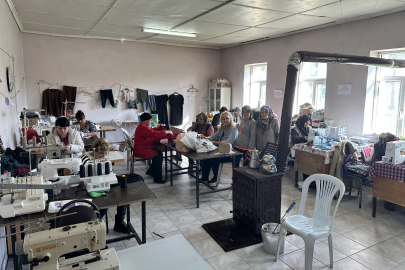 Kırkkepenekli'de Kadınlar Dikişle Üretime Katılıyor