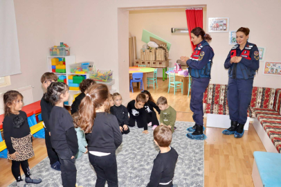 Çanakkale’de Öğrencilere Yönelik Akran Zorbalığı ve Mahremiyet Eğitimi