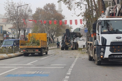Dikkat! Orduevi Kavşağının Bir Yönü Trafiğe Kapalı